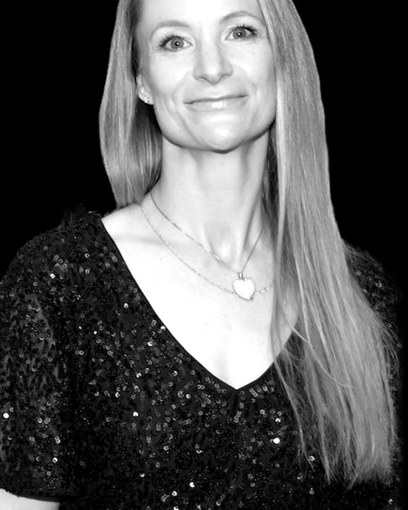 Caroline, Sales consultant, passion for beds