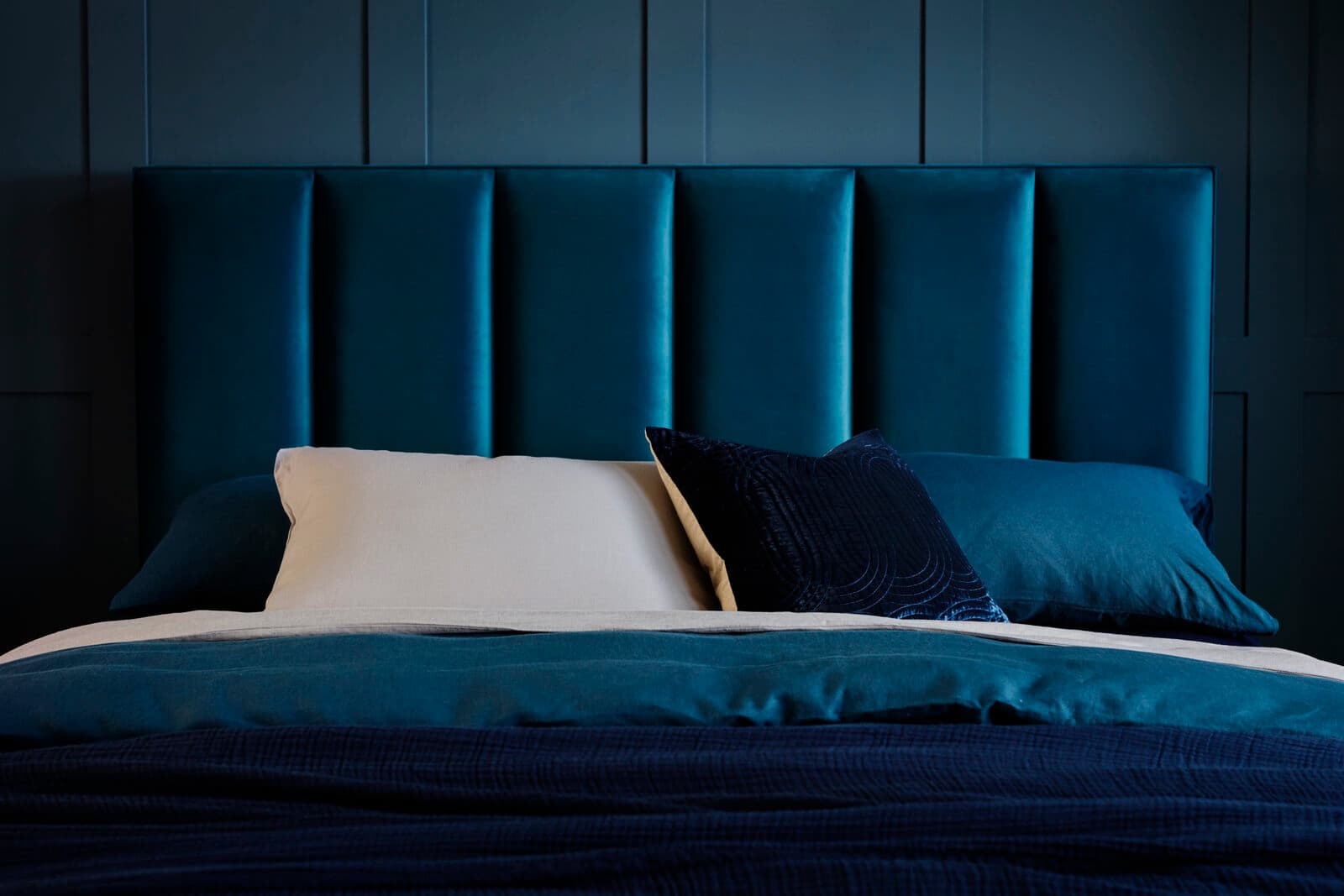 Vispring, «Ceto» headboard, Classic Collection